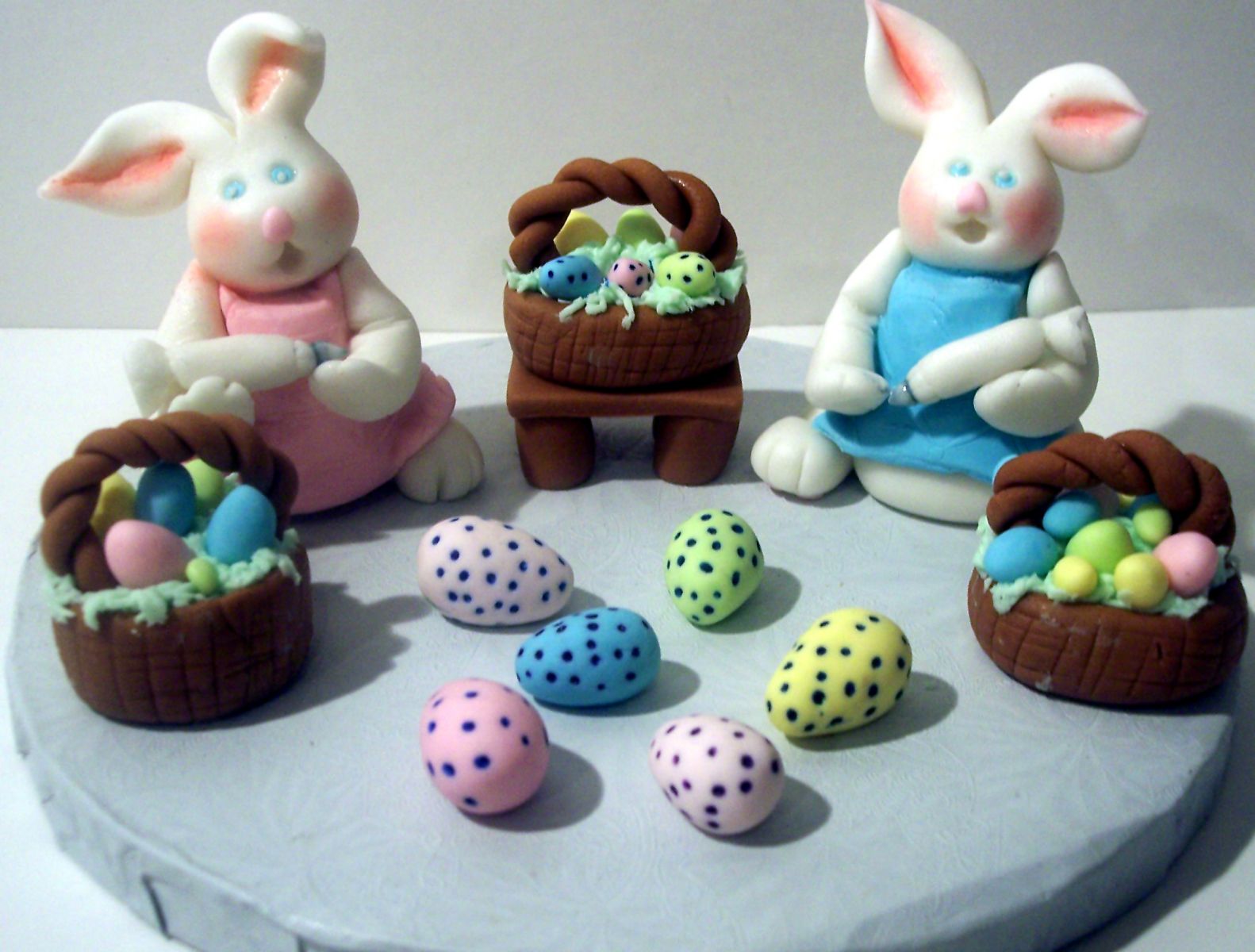 Fondant cake 1